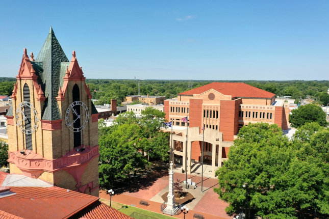 city street in Anderson, South Carolina
