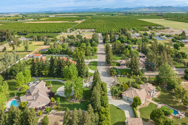 street view in Visalia
