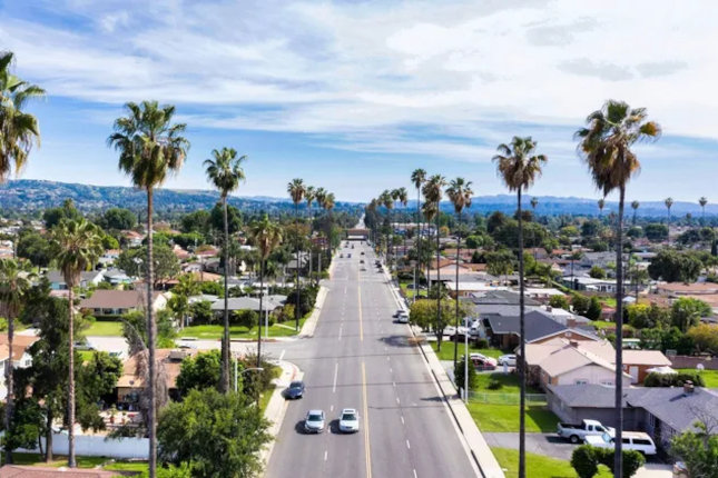 street in West Covina