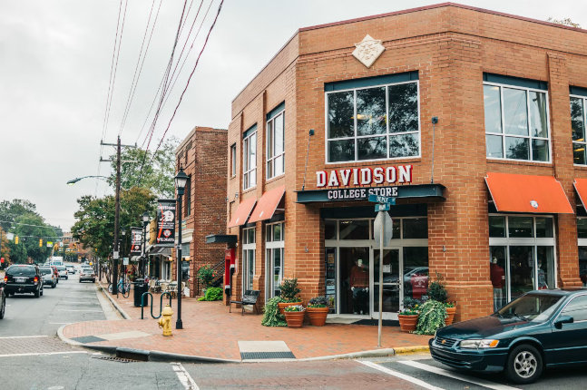 city street in Davidson, North Carolina