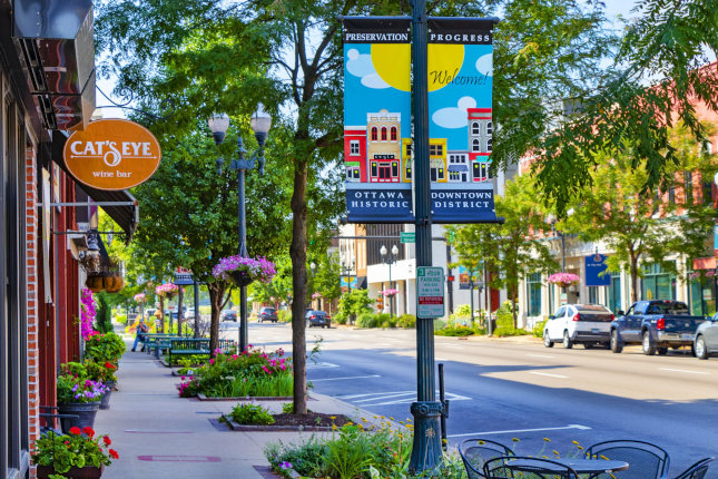 street view in Ottawa, Illinois