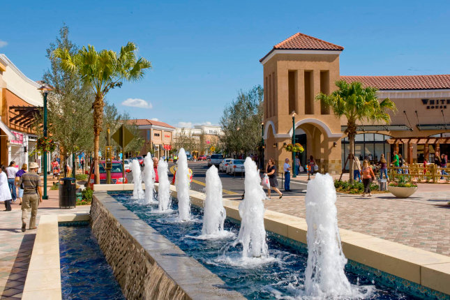 city street in Wesley Chapel, North Carolina
